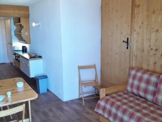 Studio Charvet 4 Pers, Balcon, Pied des Pistes, Parking, Ascenseur - FR-1-346-471 - 4