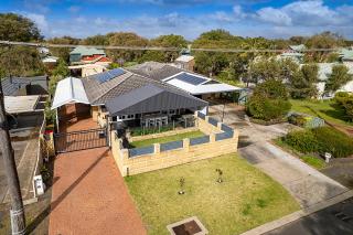 Sea Renity on Earnshaw - Broadwater - 9