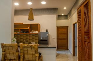 Senggigi Homes & Apartments - Senggigi - 1