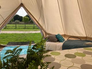Bell Tent Village Sleeps up to 16! - Bartley - 0