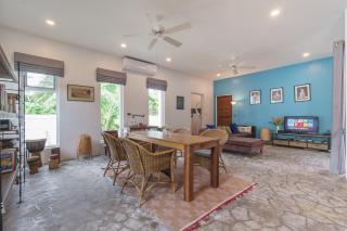 Peaks and Beaches, Pool villa. - 4