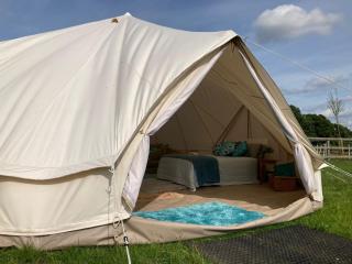 Twinkle Bell 4, Luxury Bell Tent with Firepit - Bartley - 3