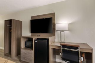 Quality Inn - Emporia - 4