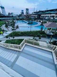 Stylish 1 bedroom condo with pool view and Fast WIFI - Manila - 9