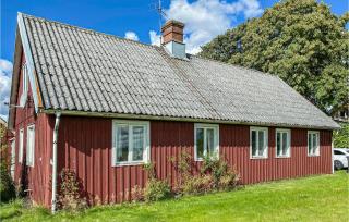 Beautiful Home In Laholm With Kitchen - Laholm - 0