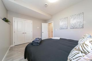 Executive Home - Long Stays Welcome - Garage Parking - Free WiFi & Netflix - 4