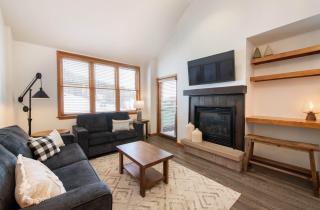 Zephyr Mountain Lodge Premium-Rated 1705 - 8