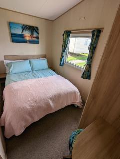 The Jones's Family Caravan with private decking - Presthaven - Prestatyn - 6