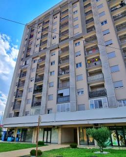 Riverside Apartment - Podgorica - 9