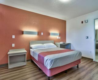 Motel 6-Flagstaff, AZ - Butler - Flagstaff - 2