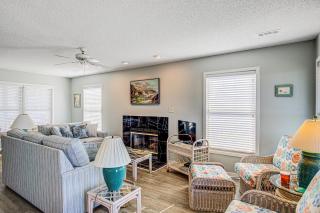 Ocean and waterway-view duplex - pool, beach access, washer/dryer, central AC - 8