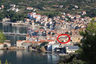 Apartments by the sea Komiza, Vis - 8860 - 0