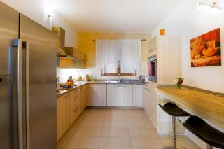 Four Winds Holiday Home - 3