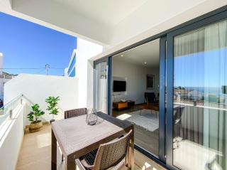 1Bed Apartment Amazing Sea View - 4