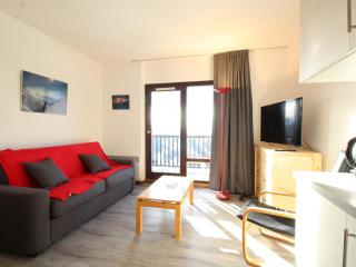 Studio rénové 4 pers avec balcon sud, proche pistes et commerces, casier à skis, parking - FR-1-687-33 - Arâches-la-Frasse - 9