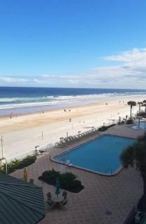 Ocean Flower Beach Retreat - Daytona Beach - 0