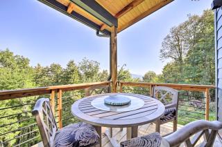 Contemporary Home with Deck and Mountain Views! - 9
