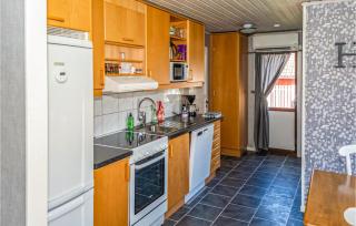 Nice Home In Ödeshög With Wifi - 5