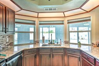 Pool with Waterslide Lake Havasu City Home - Lake Havasu City - 4