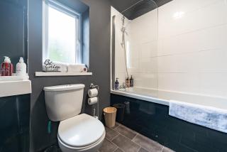 Home Away From Home Comfy 2BR Garden Private Parking Near Hull Uni - 4