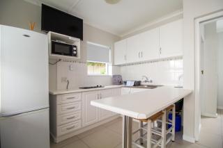 South Point Guest Lodge - Agulhas - 7