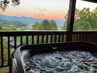 Majestic Mountain Top, Best View in Bryson City! - Bryson City - 7