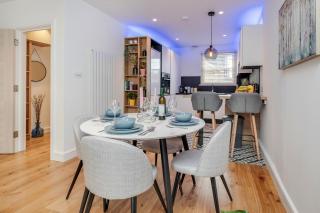 Beautiful 2 bedrooms split level Fulham Apartment - 7