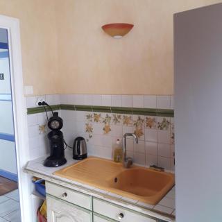 Petite chambre meublée au cœur de ville - chez l'habitant - Le Creusot - 4