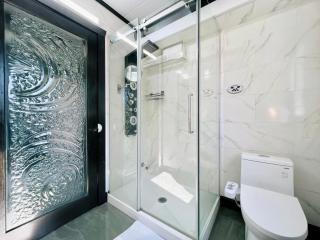 Luxurious and Private Chalet Le Million - 1