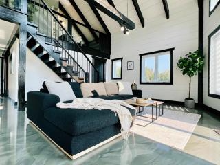 Luxurious and Private Chalet Le Million - 8