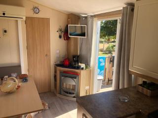 Cathy & David-Mobile Home 11-Camping Novela - 5