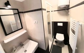 Beautiful Apartment, Walk to Beach - Split - 4