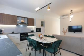 Kalopsia Home - 9