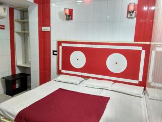 Deepak Lodge walkable Distance From ksrtc busstand - 8