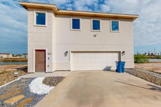 Harbor Island Retreat - Port Isabel - 0