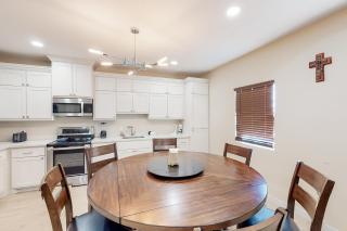 Harbor Island Retreat - 5