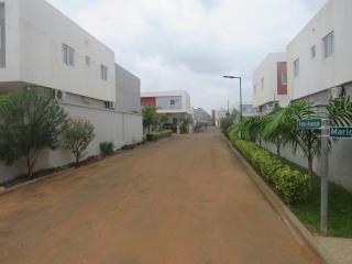 2 Bedroom Duplex House - 3 Bathrooms, Balcony , Kitchen, Living Room, - 24 7 Security, Gated, Gym, Pool, Wifi, DSTV, - Tema - 7
