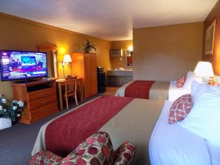 Virginia Inn - Lawrence - 5