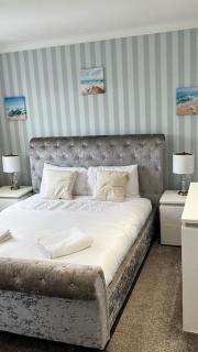 Cheerful 3 bedroom Townhouse with free parking. - Billericay - 7