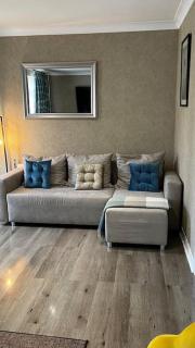 Cheerful 3 bedroom Townhouse with free parking. - Billericay - 1