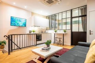 153 - Urban Pretty Flat in Center of Paris - 1