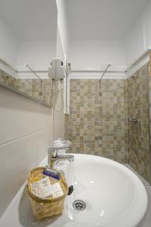 Hotel Bennington - La Marina - 6