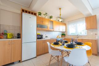 YelaYellow House Near to Airport, Rafina Port and Metropolitan Expo - Artemida - 2