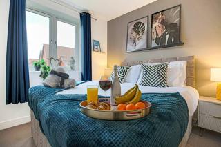 Bewdley House - 5 Bedroom 3.5 Bathroom House - Free Parking, Private Garden, Super-Fast Wifi and Smart TVs by Yoko Property - Milton Keynes - 3