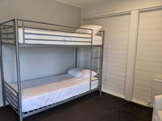 Peaceful country home in a middle of a rainforest - 7