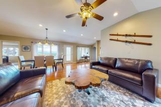 Dragonfly Hill - Gilford - 9