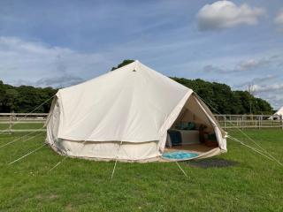 Bell Tent Village Sleeps up to 16! - Bartley - 4