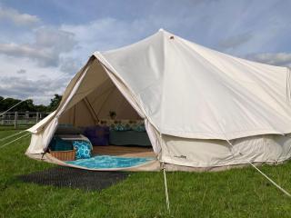 Bell Tent Village Sleeps up to 16! - Bartley - 3