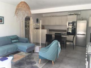 Azur Appart 4 pers - Parking - Terrasse - 10min du centre - Cassis - 4