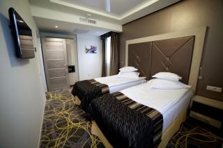 Exclusive Hotel & More - Sibiu - 4